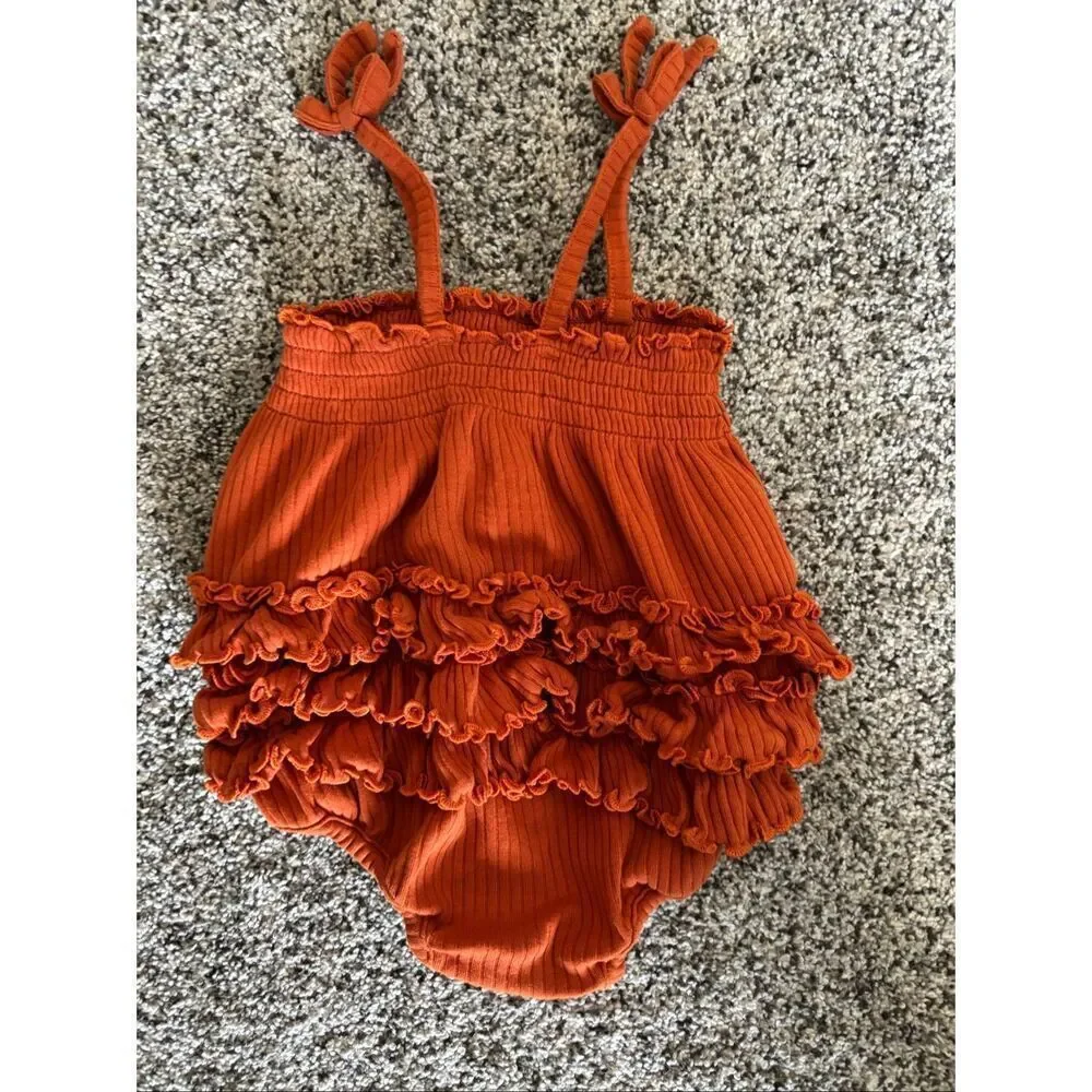 ❤️RuffleButts Ribbed Bubble Romper